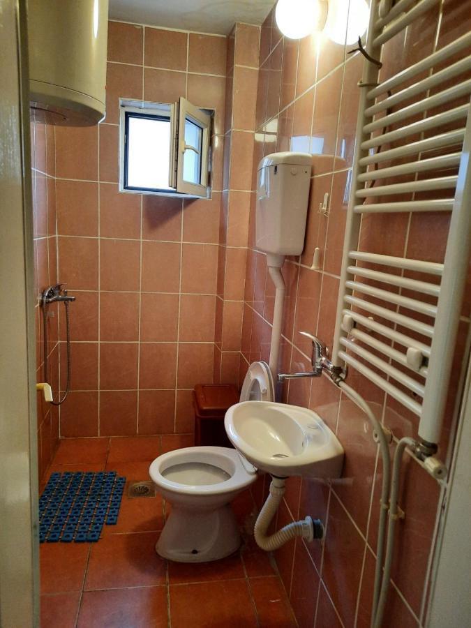 Apartman Lan - Free Parking ヴラニェ エクステリア 写真